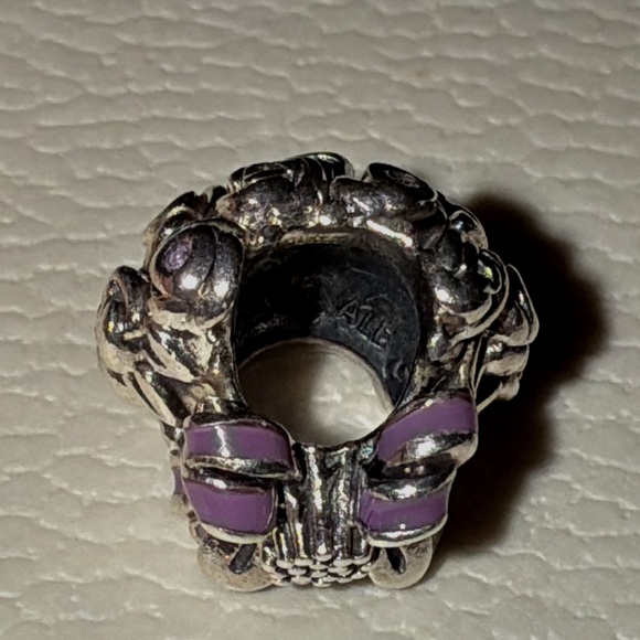 Authentic Pandora retired bouquet of flowers lilac bow charm 💐 - Picture 8 of 8